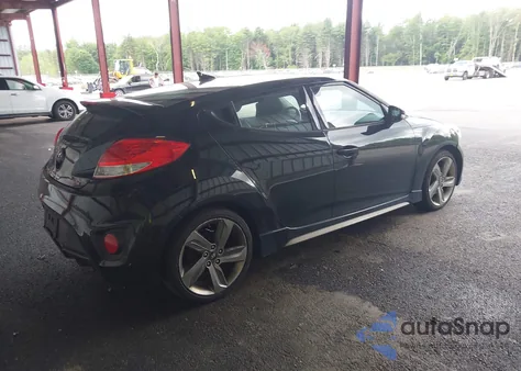 2013 Hyundai Veloster Turbo W/Black z USA, uszkodzony, nr VIN KMHTC6AE0DU179068